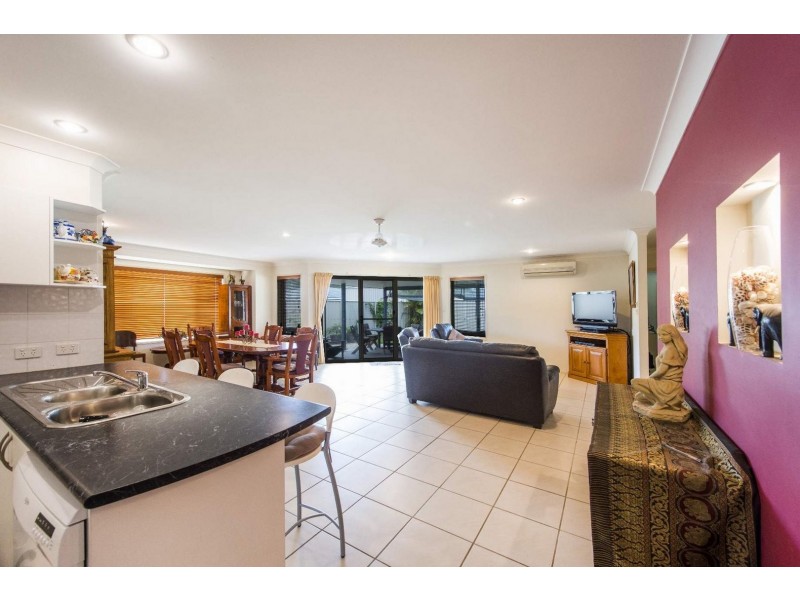 22 Conrad Close, Iluka NSW 2466