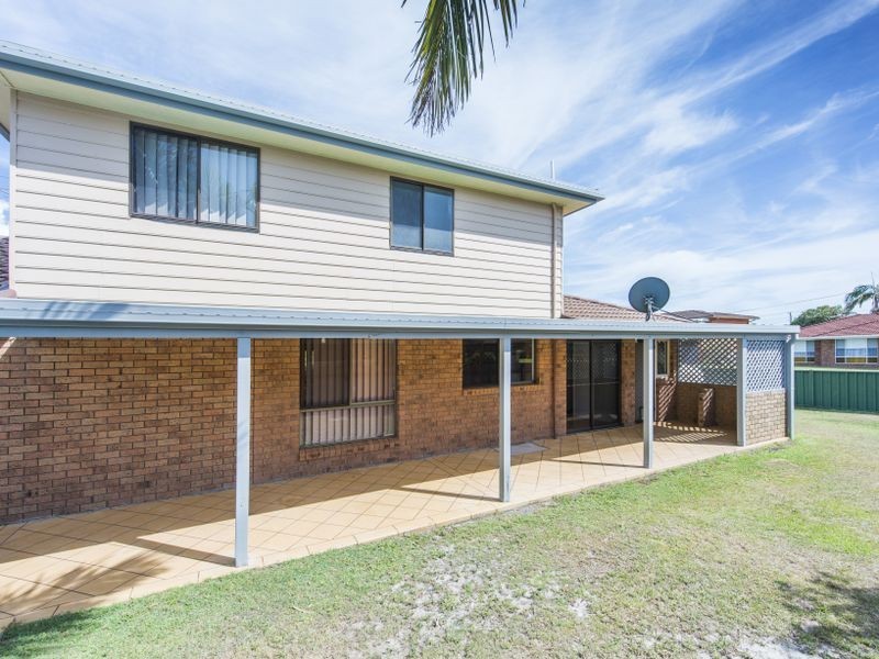 25 Ballanda Crescent, Iluka NSW 2466