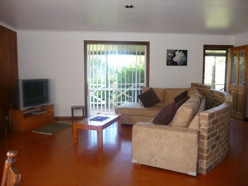 8 Ballanda Crescent, Iluka NSW 2466