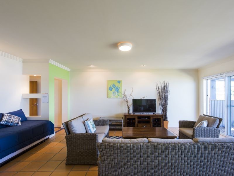 2.3/3-5 Riverview Street, Iluka NSW 2466