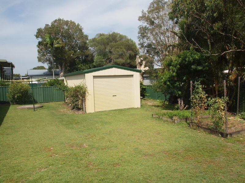 31 Hammond Street, Iluka NSW 2466
