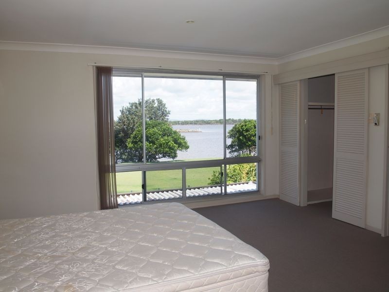 2/32 Queen Lane, Iluka NSW 2466