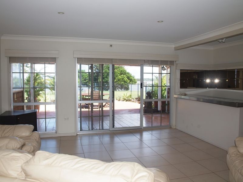 2/32 Queen Lane, Iluka NSW 2466