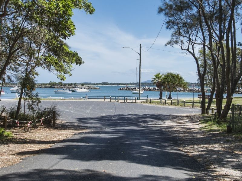 4 Queen Lane, Iluka NSW 2466