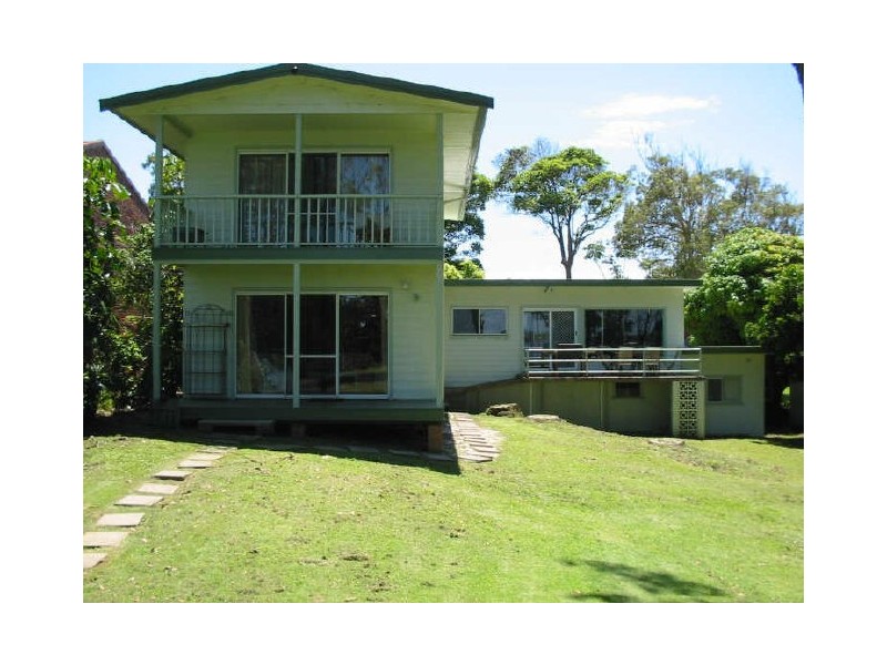 16 Queen Lane, Iluka NSW 2466