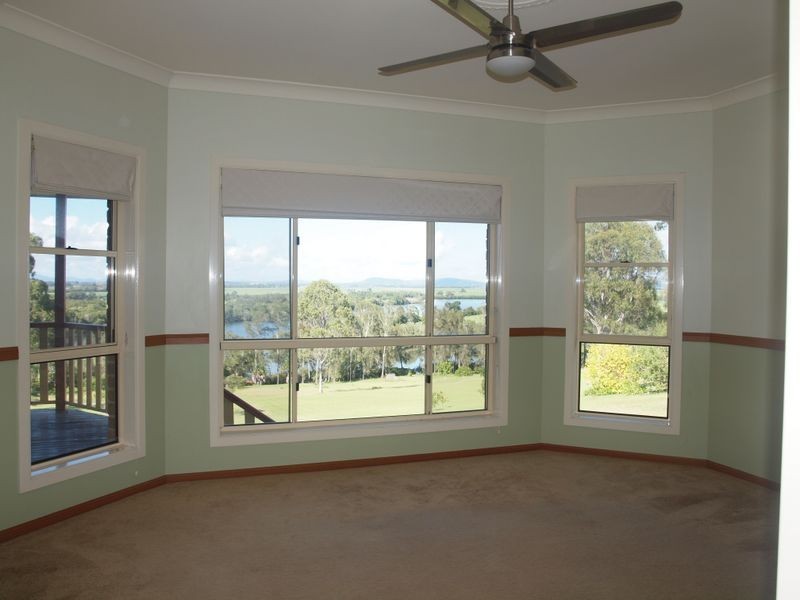 11 Waterview Crescent, Woombah NSW 2469