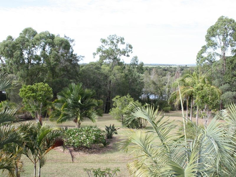 14 Island View Road, Woombah NSW 2469