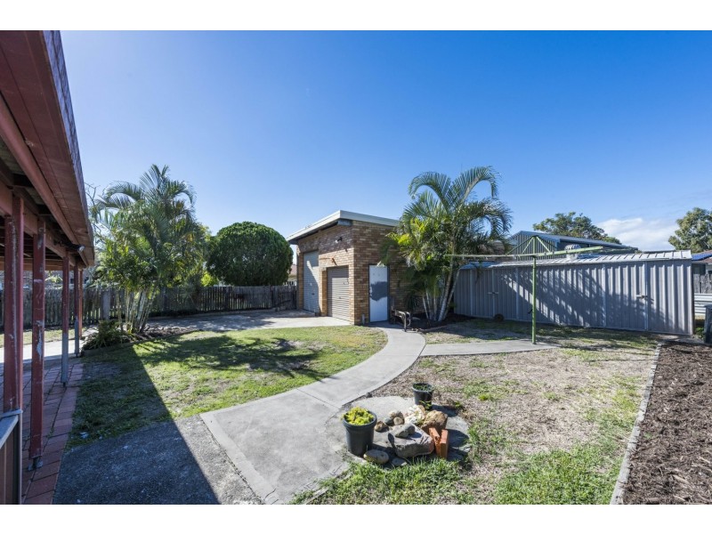 15 Ballanda Crescent, Iluka NSW 2466