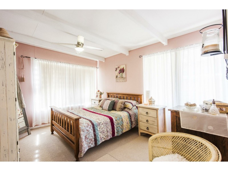 6 Loxton Avenue, Iluka NSW 2466