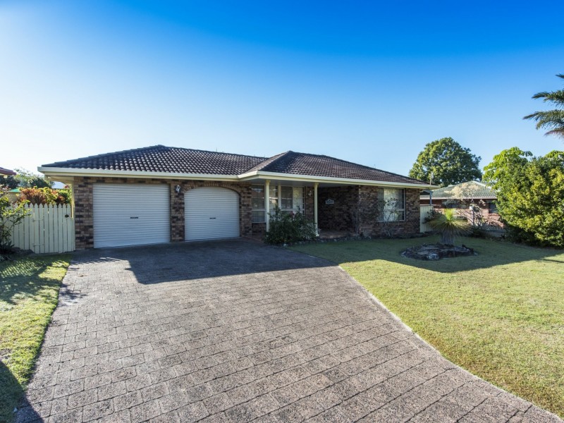 3 Ballanda Cresent, Iluka NSW 2466