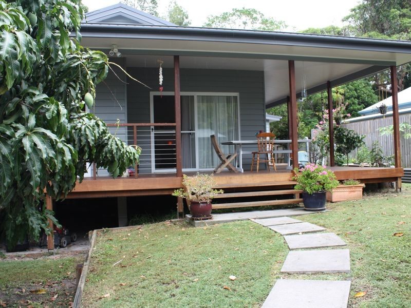 100 Charles Street, Iluka NSW 2466