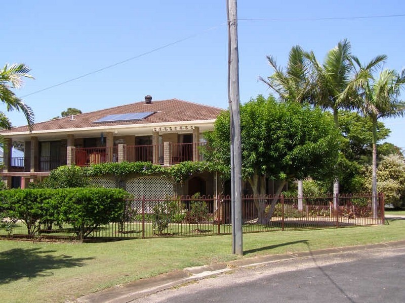 27 Loxton Avenue, Iluka NSW 2466