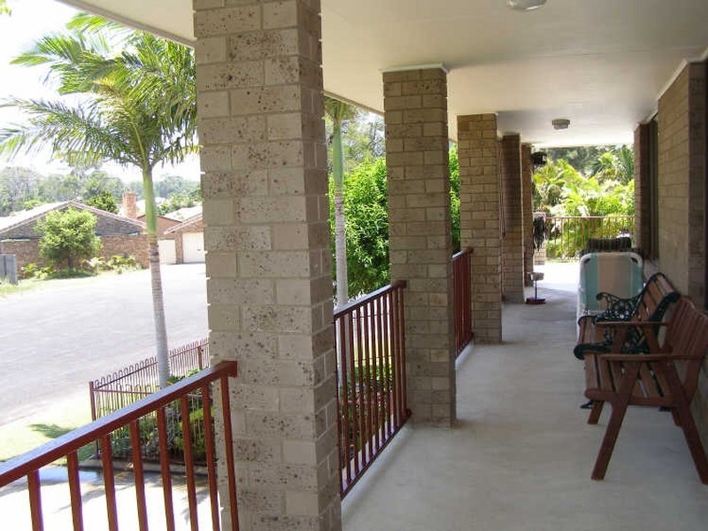 27 Loxton Avenue, Iluka NSW 2466