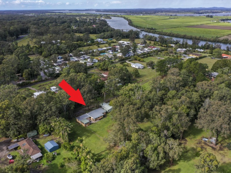 270 Iluka Road, Woombah NSW 2469