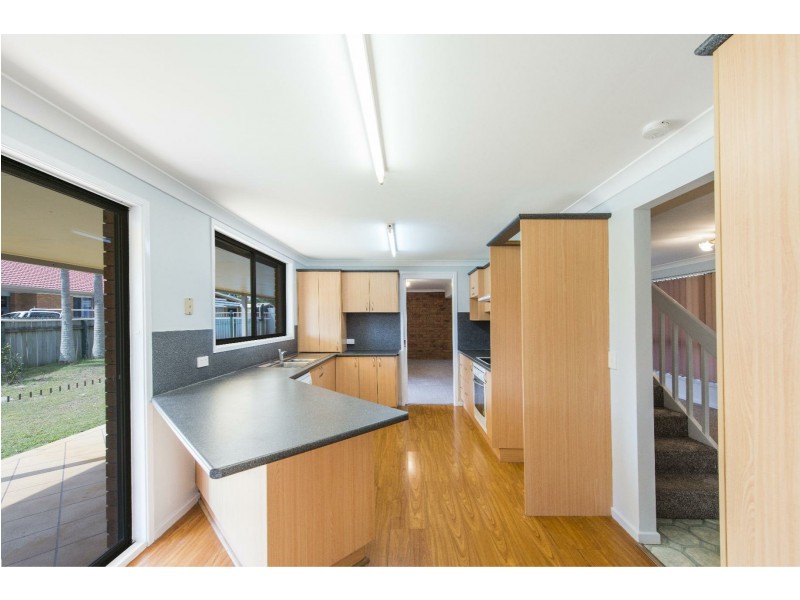 25 Ballanda Cres, Iluka NSW 2466