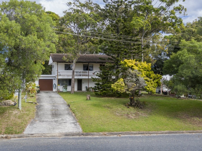 10 Long Street, Iluka NSW 2466
