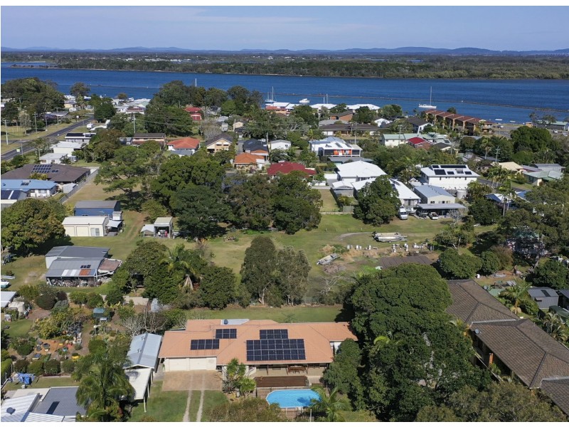 8 Angourie Street, Iluka NSW 2466