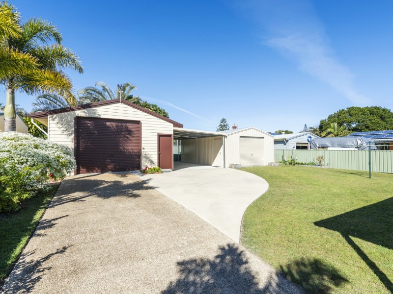 12 Micalo Street, Iluka NSW 2466
