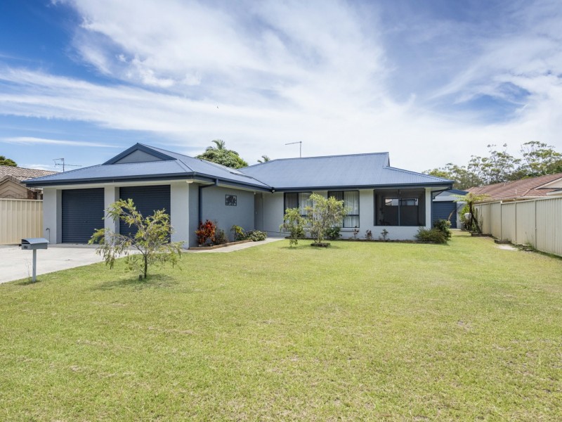 27 Sovereign Street, Iluka NSW 2466