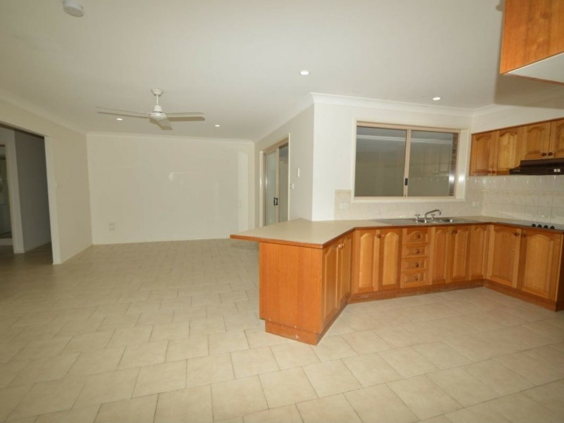 11 Heron Court, Yamba NSW 2464