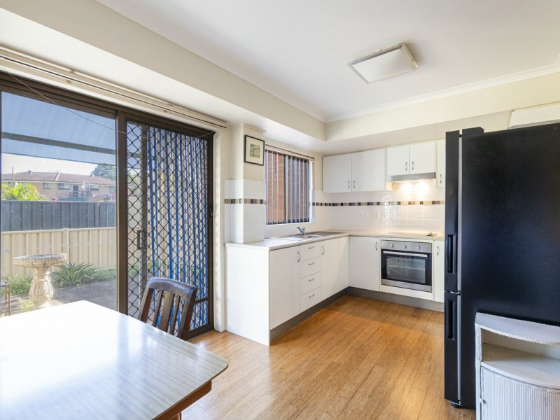 3/6 Angourie Street, Iluka NSW 2466