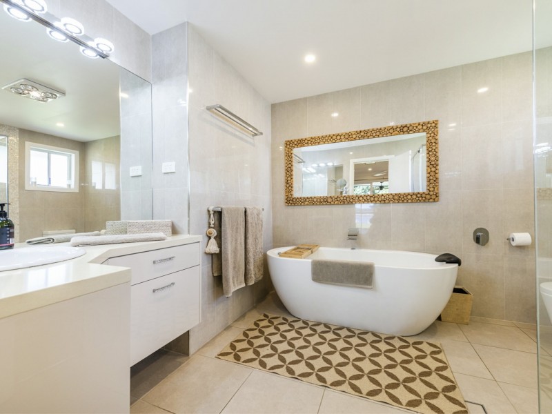 1/10 Queen Lane, Iluka NSW 2466