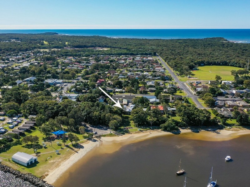 2/10 Queen Lane, Iluka NSW 2466