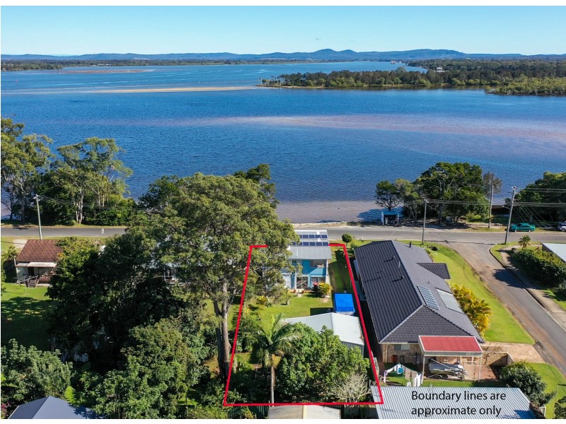 14 Marandowie Drive, Iluka NSW 2466