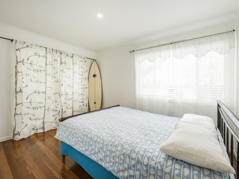 14 Marandowie Drive, Iluka NSW 2466