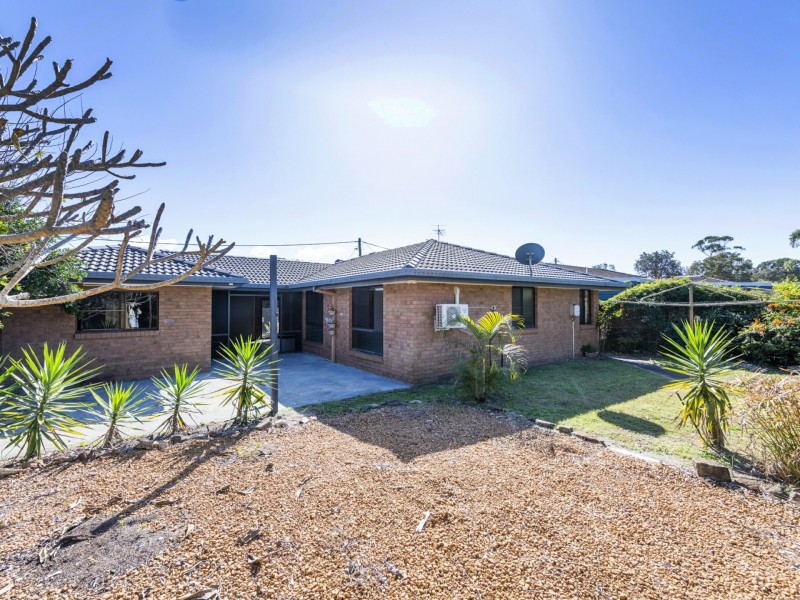 6 Gundaroo Crescent, Iluka NSW 2466