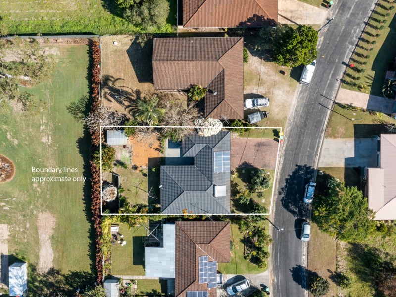 6 Gundaroo Crescent, Iluka NSW 2466