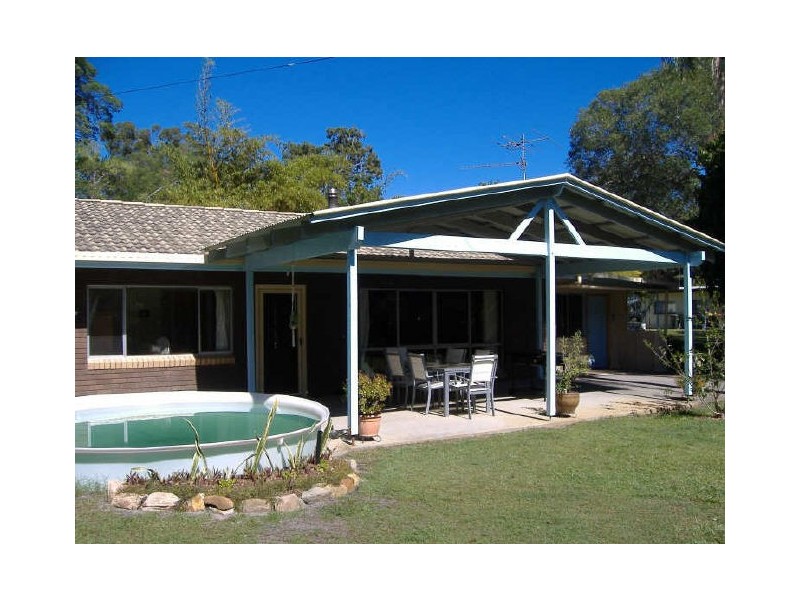 11 Middle Street,, Woombah NSW 2469