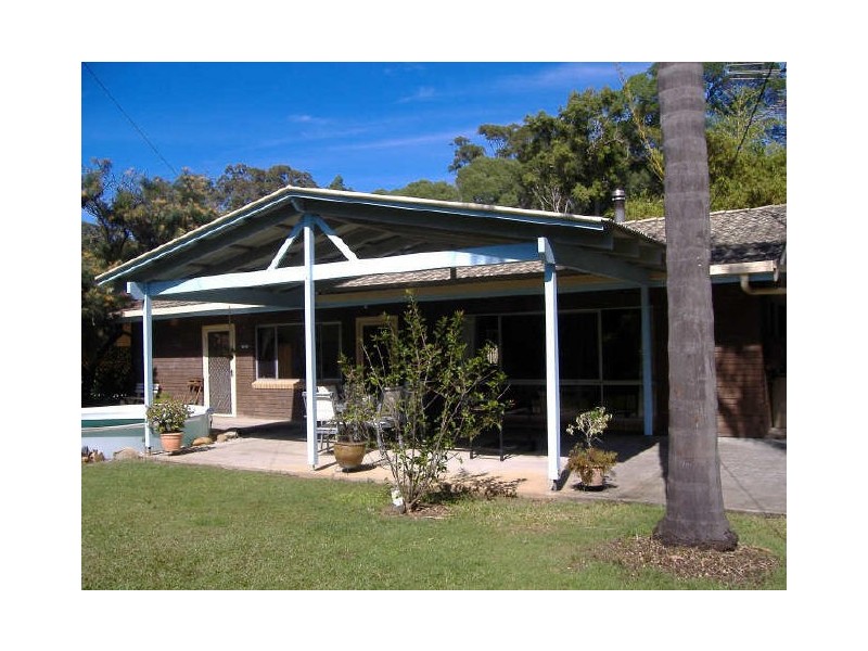 11 Middle Street,, Woombah NSW 2469