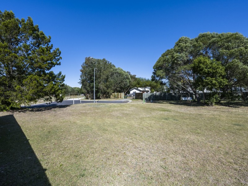 9 Gundaroo Cres, Iluka NSW 2466