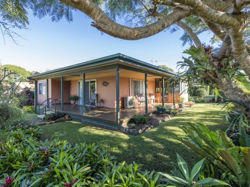18 Long Street, Iluka NSW 2466
