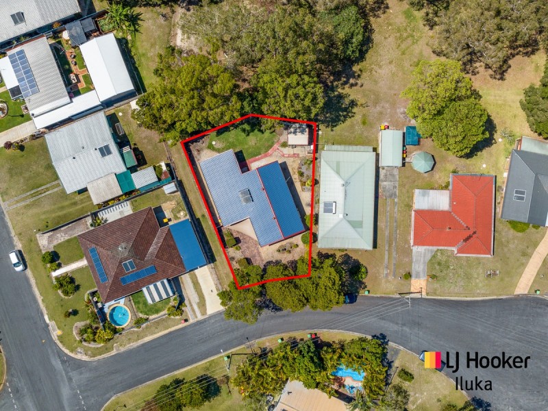 1 Cypress Close, Iluka NSW 2466