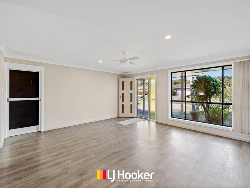 1/33 Ballanda Crescent, Iluka NSW 2466