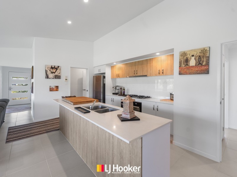 6 Laurie Drive, Iluka NSW 2466