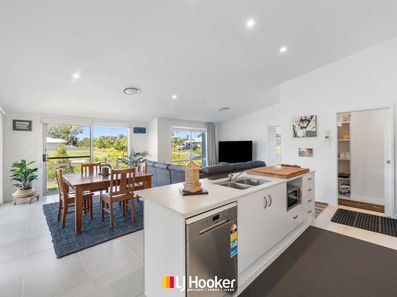 6 Laurie Drive, Iluka NSW 2466