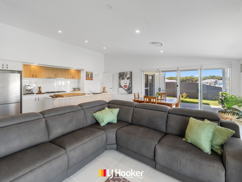 6 Laurie Drive, Iluka NSW 2466