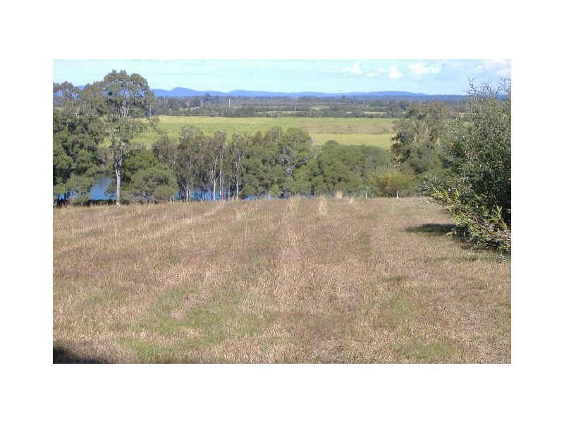 304 Iluka Road, Woombah NSW 2469