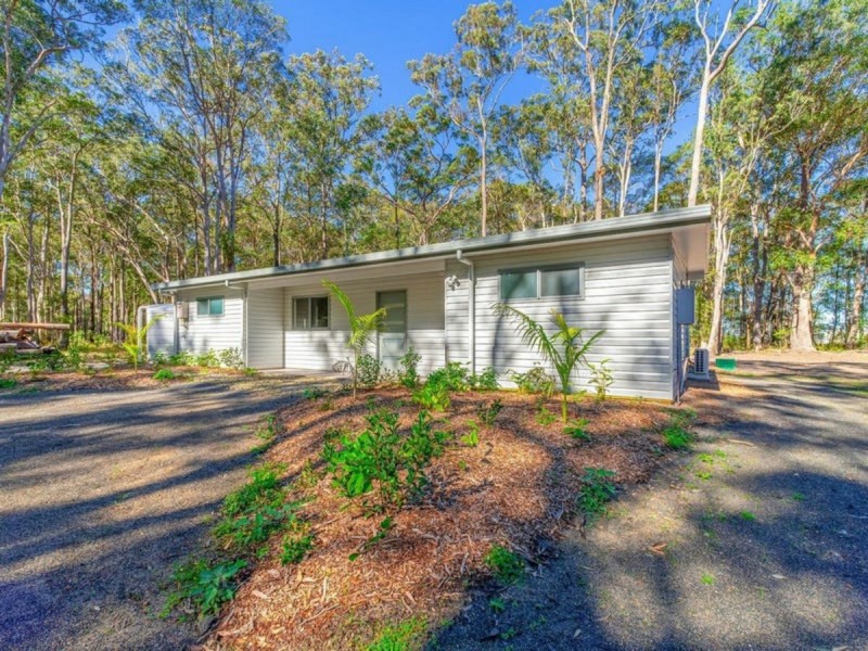 14 North Street, Woombah NSW 2469