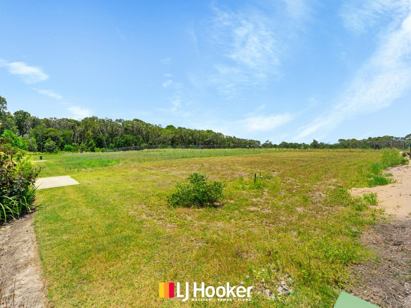 8 Yaegl Crescent, Iluka NSW 2466