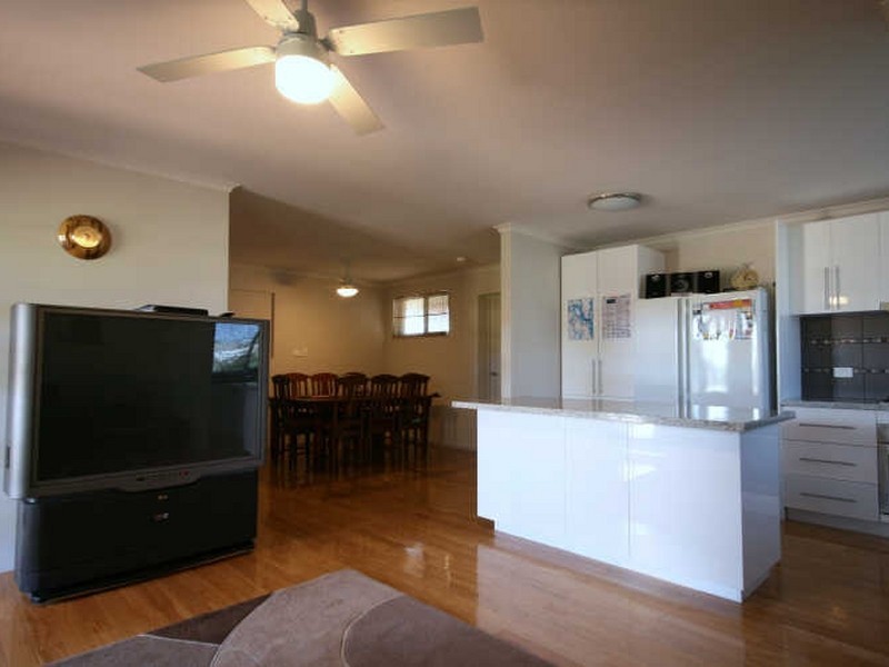 17 Loxton Avenue, Iluka NSW 2466