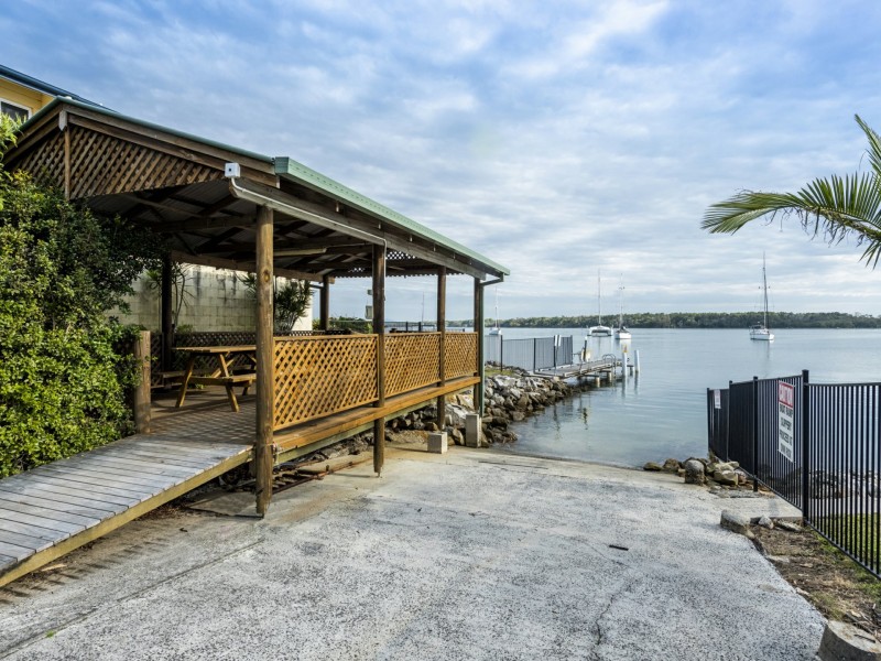 1/4 Spenser Street, Iluka NSW 2466