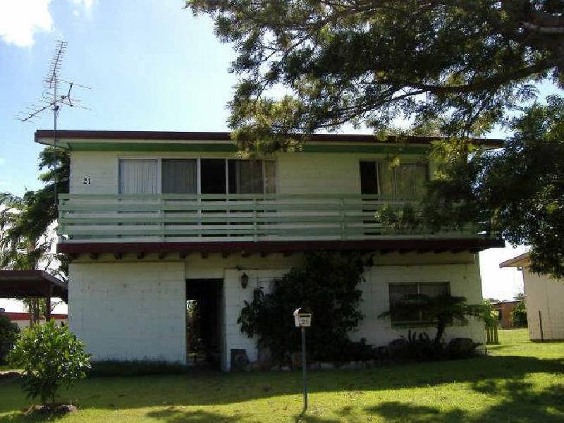 21 Angourie Street, Iluka NSW 2466