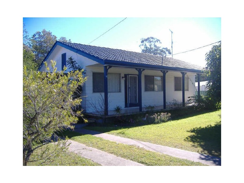 27 Hammond Street, Iluka NSW 2466