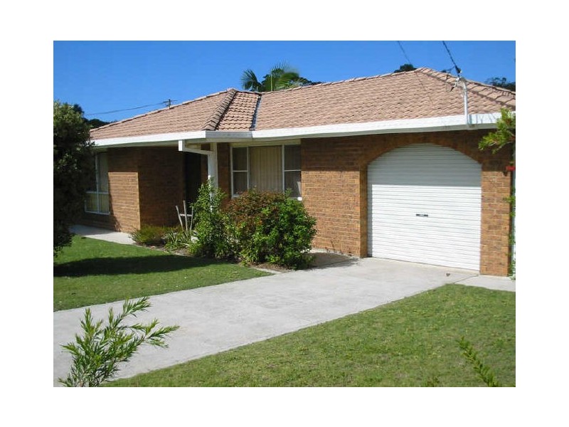 26 Loxton Avenue, Iluka NSW 2466