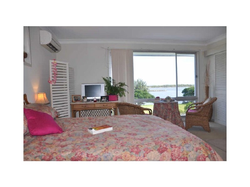 2/32 Queen Lane, Iluka NSW 2466