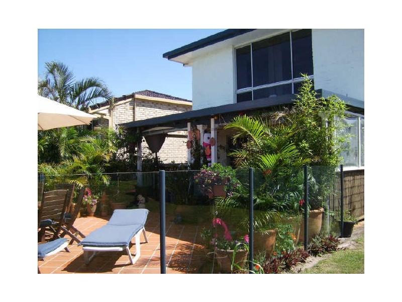 2/32 Queen Lane, Iluka NSW 2466